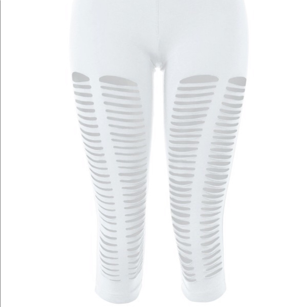 White Slit Stretch Capri Leggings